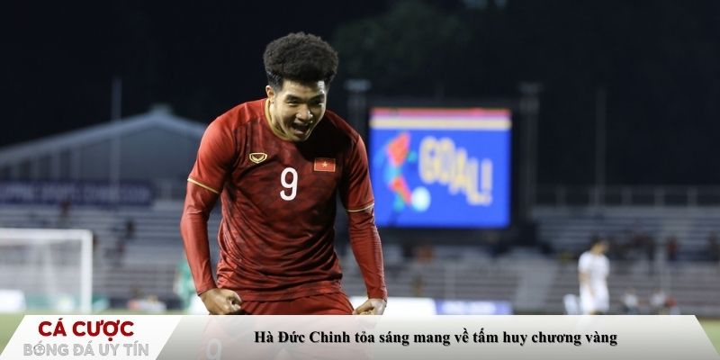 Hà Đức Chinh tỏa sáng mang về tấm huy chương vàng