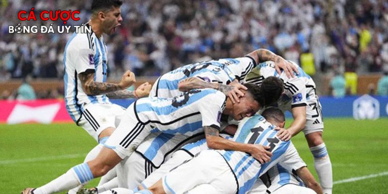 Argentina phô diễn sức mạnh nhà vô địch