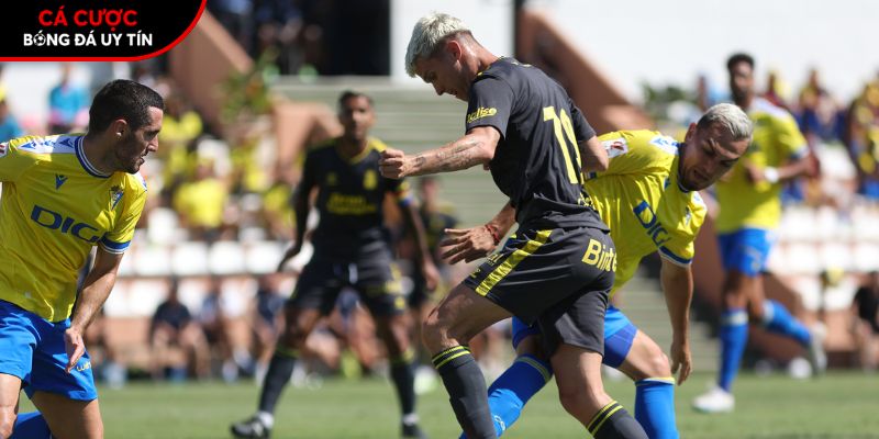 Soi kèo Cadiz vs Las Palmas chi tiết