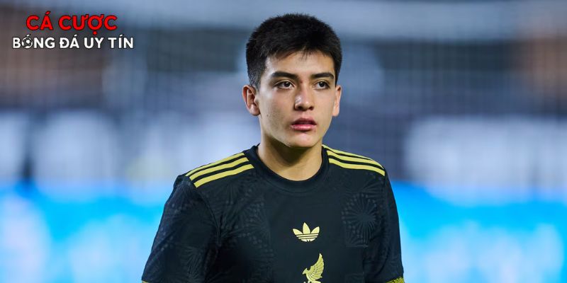 Gilberto Mora nổi bật nhất 