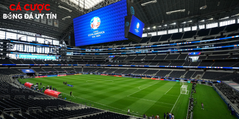 Quy mô vượt trội của sân bóng Texas